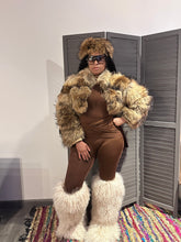 Load image into Gallery viewer, Luxury fur crop
