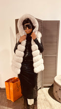 Load image into Gallery viewer, Platinum-fox hooded vest
