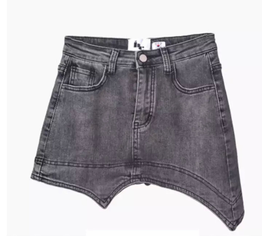 Edgy skirt