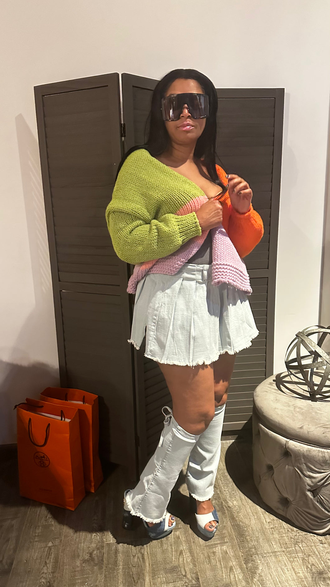 Denim skirt with cuffs